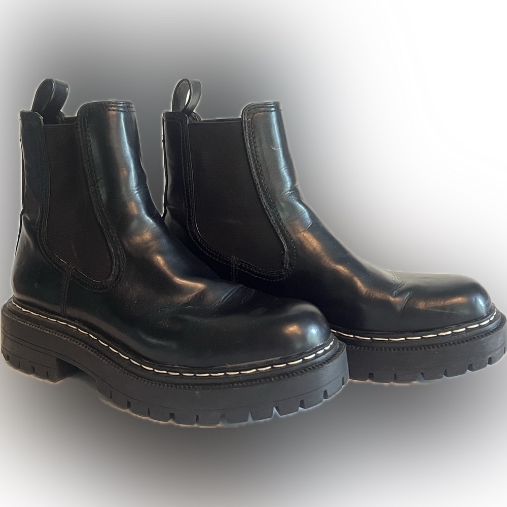 Circus by Sam Edelman Effie VEGAN black platform Chelsea boot – EUC